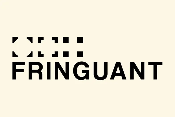 Logo monochromatique du partenaire Colissimo Fringuant
